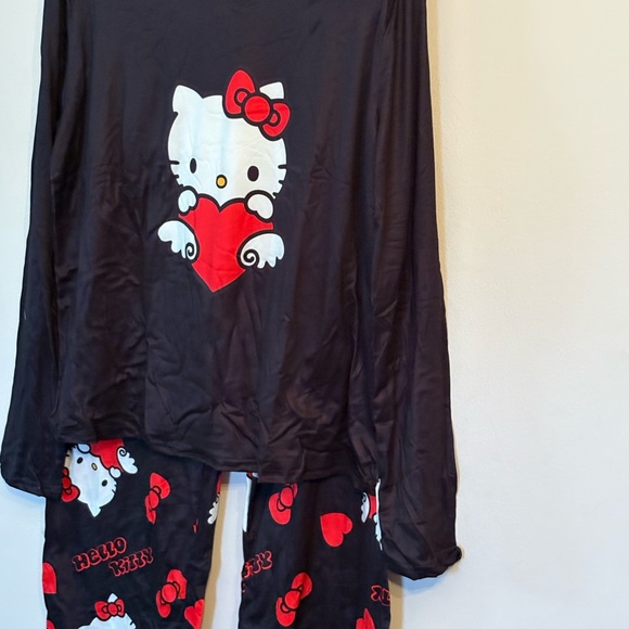 Hello Kitty Other - Hello Kitty Black and Red long sleeve Pajama Set